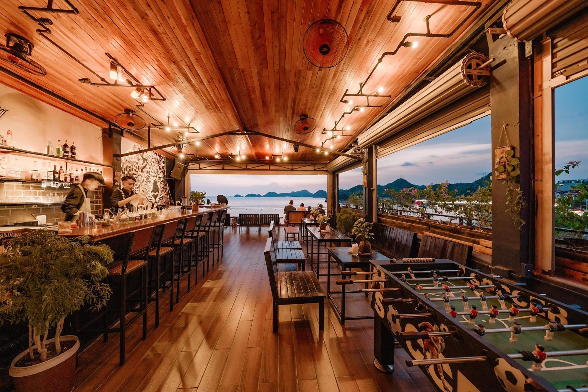 Catba Pod Hostel - Restaurant And Rooftop Bar Dong Khe Sau Kültér fotó